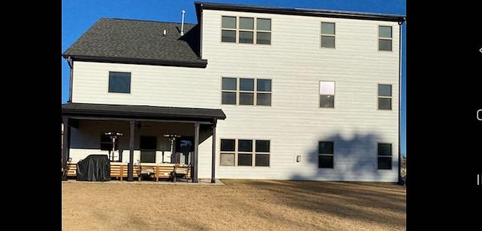 2nd image of 1804 Laurel Hill Dr