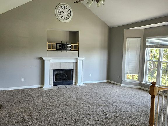 4th image of 6240 Gibbs Ln