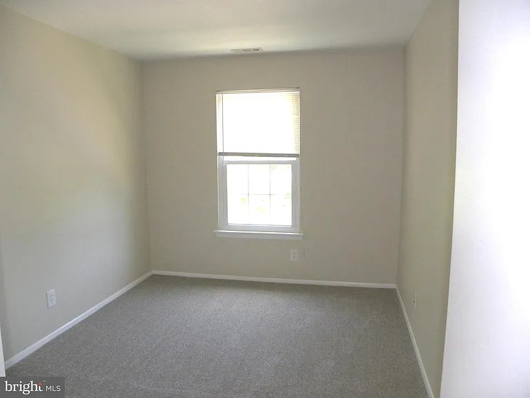 300B Mitten Ln #B — Photo 14