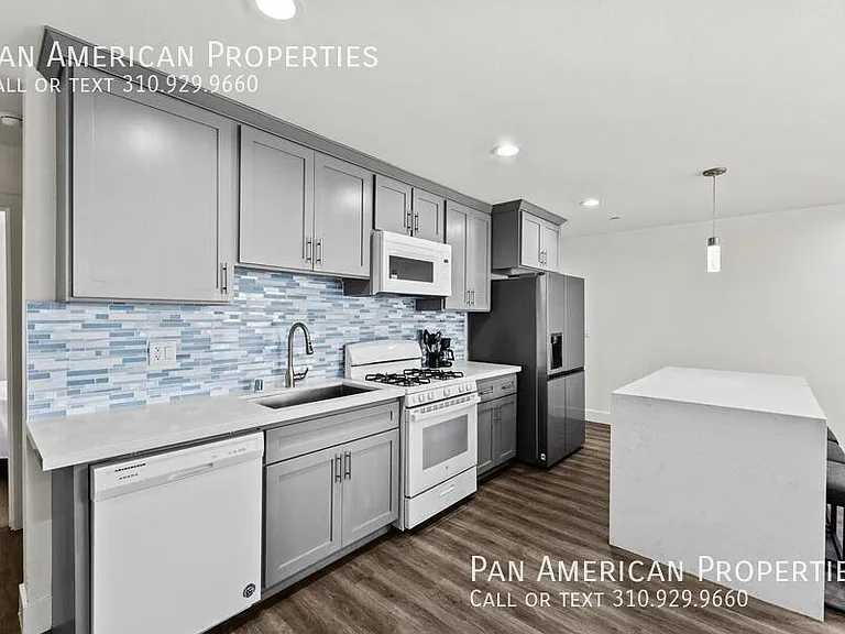 1033 S Montebello Blvd #F — Photo 15