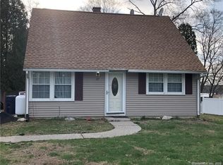 126 Ridgewood Rd, Willimantic, CT 06226