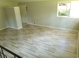 1098 Lynmoor Dr, Atlanta, GA 30319