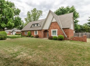 2810 W Rife Cir, Rogers, AR 72758