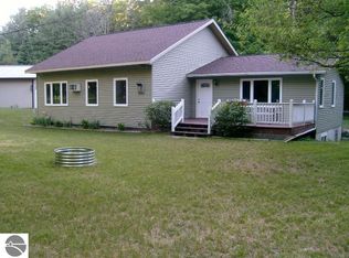4405 E Duck Lake Rd, Grawn, MI 49637