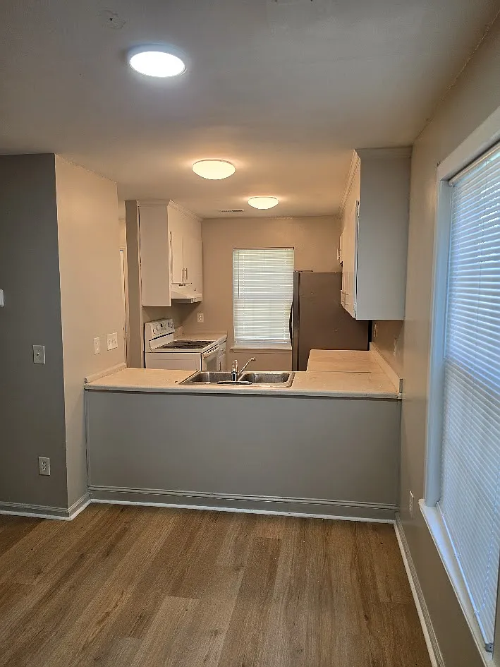 3965 Briarhill Dr. — Photo 2