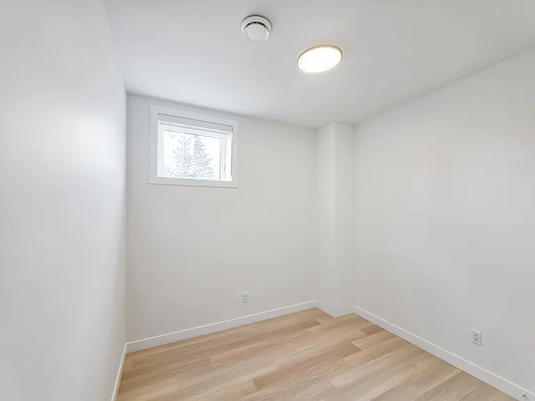 2108 Home Rd NW — Photo 8