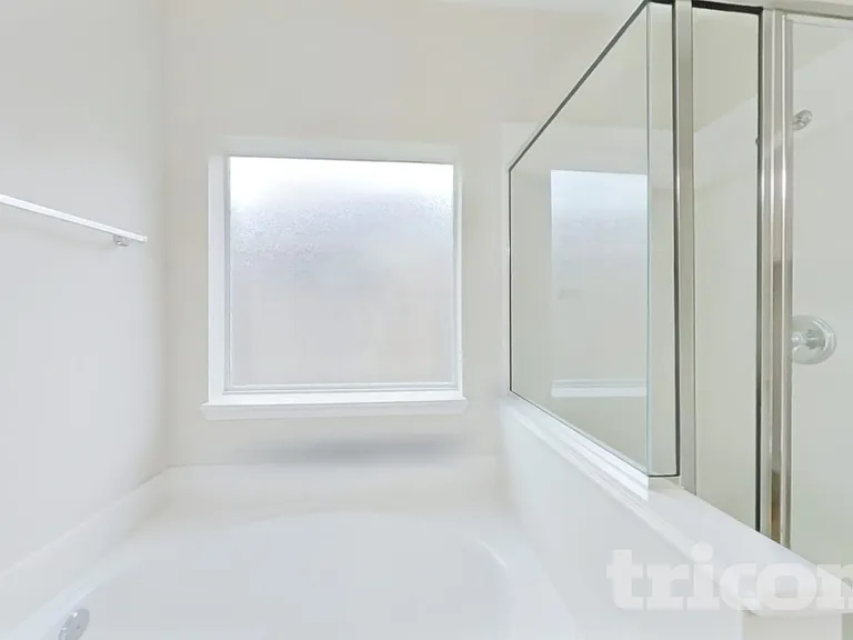 8523 W Highlands Xing — Photo 14