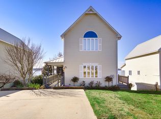5330 Bay Shore Dr, Athens, AL 35611