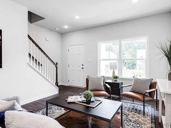 3rd image of 1321 N 21st St