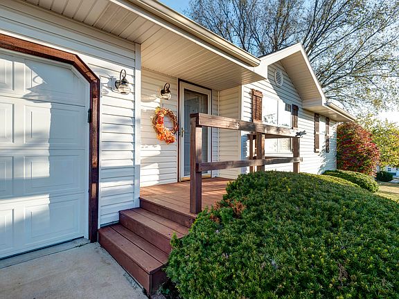 2nd image of 4105 Serenity Ln