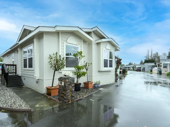 522 Loma Verde Lane, Rohnert Park, CA 94928