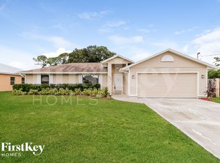 2078 SW Idaho Ln, Port Saint Lucie, FL 34953