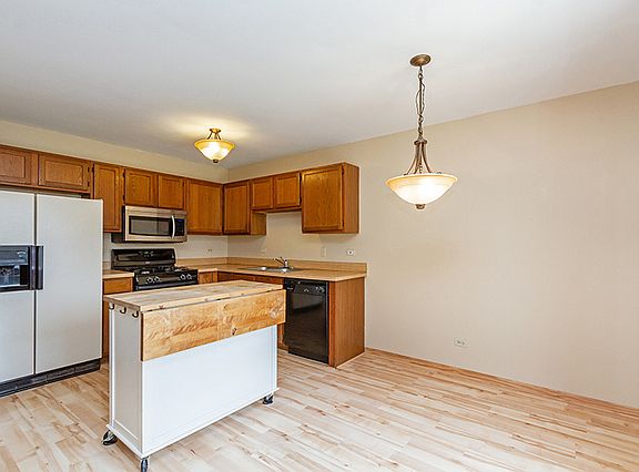 5th image of 1461 Andover Dr