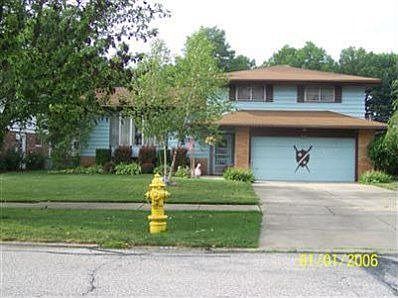 3rd image of 2112 Oaklawn Dr