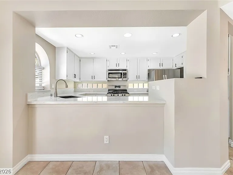 966 Pack Saddle Ct — Photo 12
