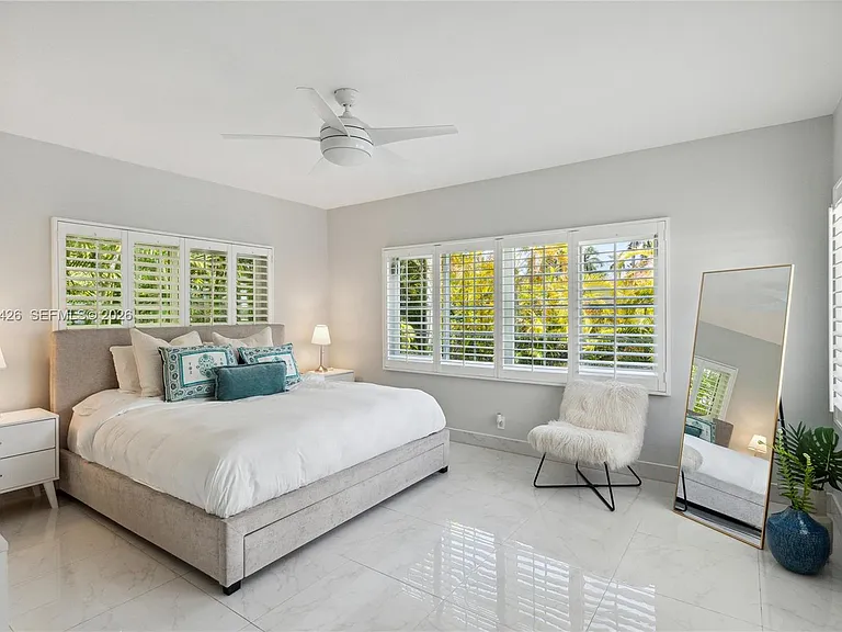 7511 Miami View Dr — Photo 20