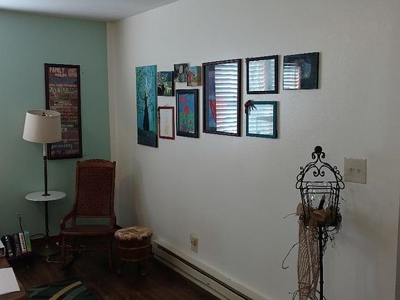 3rd image of 105 W Church St