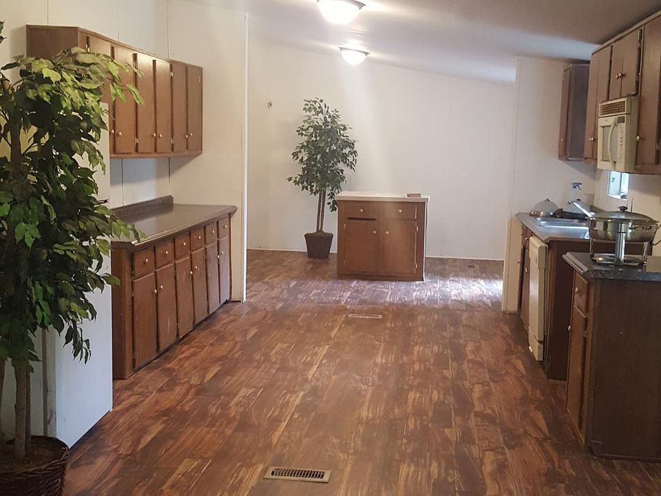 2nd image of 4080 Georgia Rd