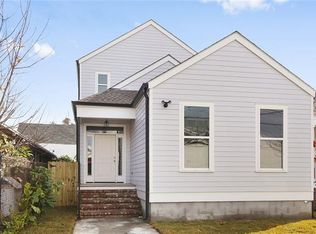 2504 S Robertson St, New Orleans, LA 70113