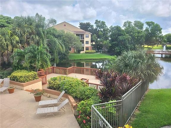 5th image of 9999 Summerbreeze Dr APT 423