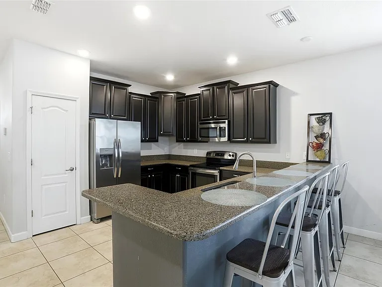 9039 Shadow Mountain St — Photo 14