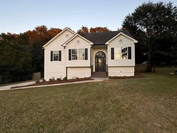 1091 Fox St SE, Conyers, GA 30013