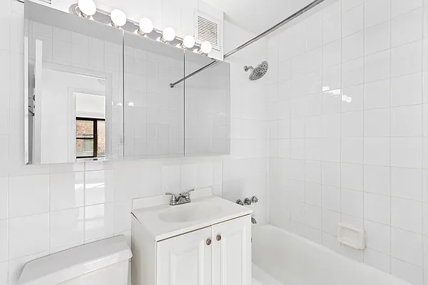 Rented by GoodRock Realty | media 24