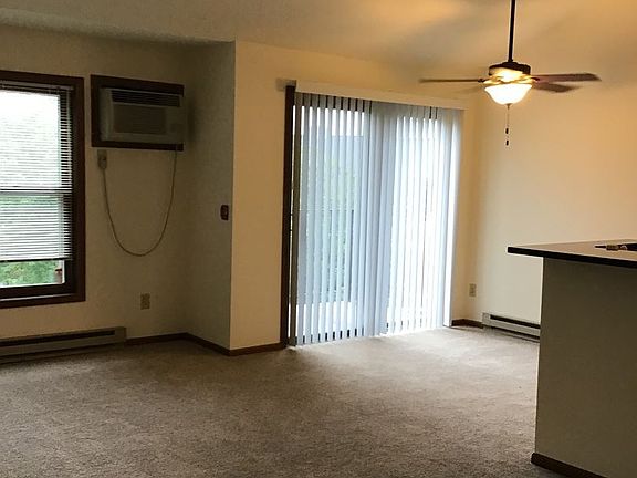3rd image of 7662 Carrington Dr APT C