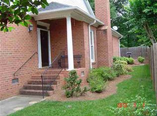 133 Country Club Ct, Spartanburg, SC 29302