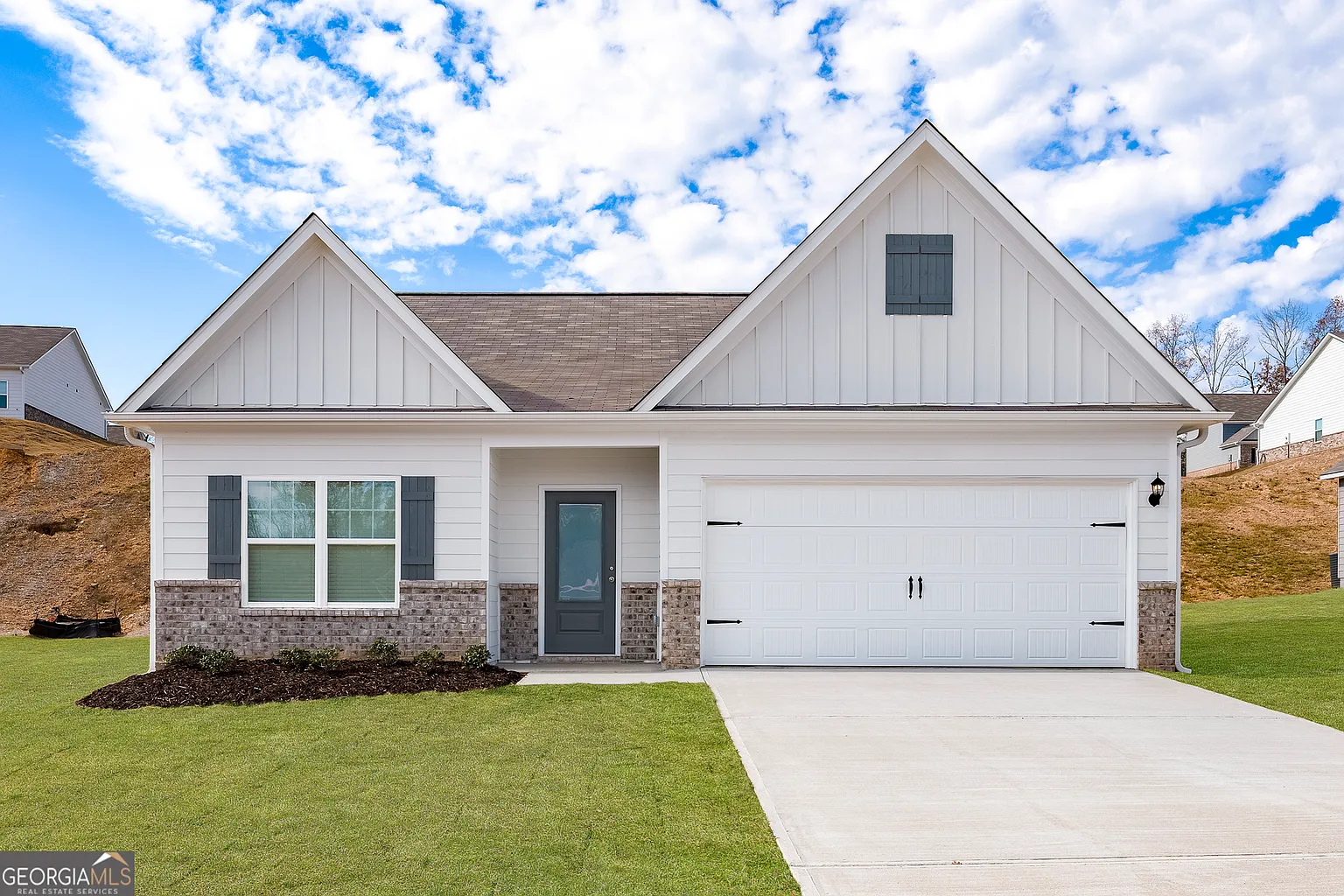 130 Howell Dr photo 1