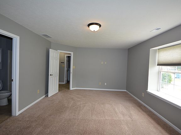 4th image of 9610 Claymore Dr