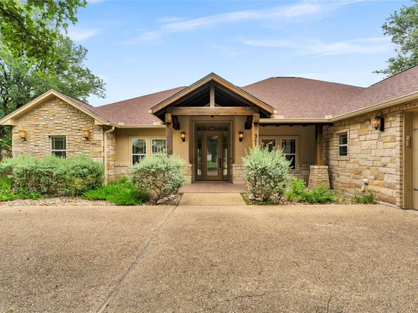 311 Yellow Ribbon Trl, Burnet, TX 78611