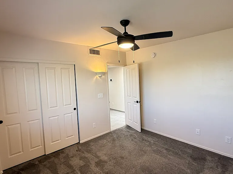 4440 W Mountain Side Dr — Photo 24