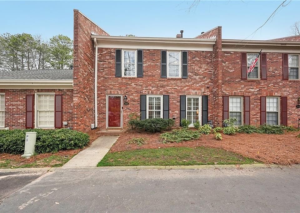 1st image of 266 Chase Rd