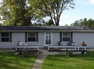 4755 E 150 N, Knox, IN 46534