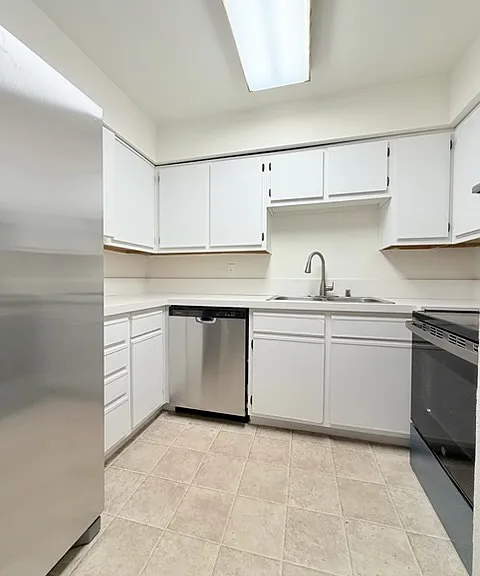 3151 Soaring Gulls Dr #2016 — Photo 2