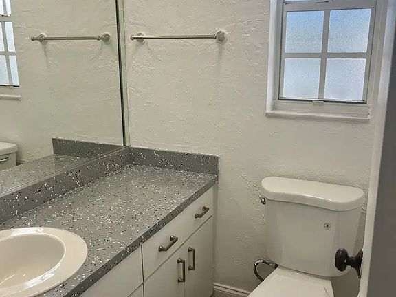 5th image of 9503 SW 88th Ter #2
