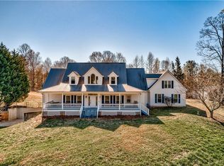 992 Cothran Rd, Dawsonville, GA 30534