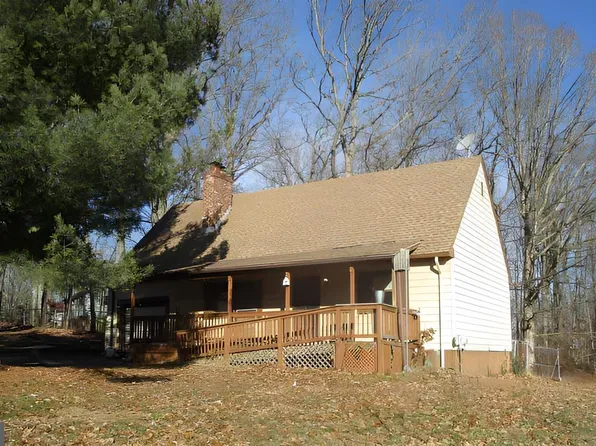 211 Greenwood St, Elkton, MD 21921