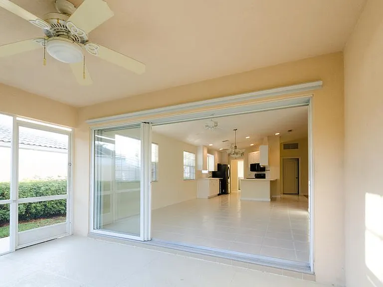 5796 Ivrea Dr — Photo 28