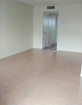 4th image of 2577 Van Patten St #14