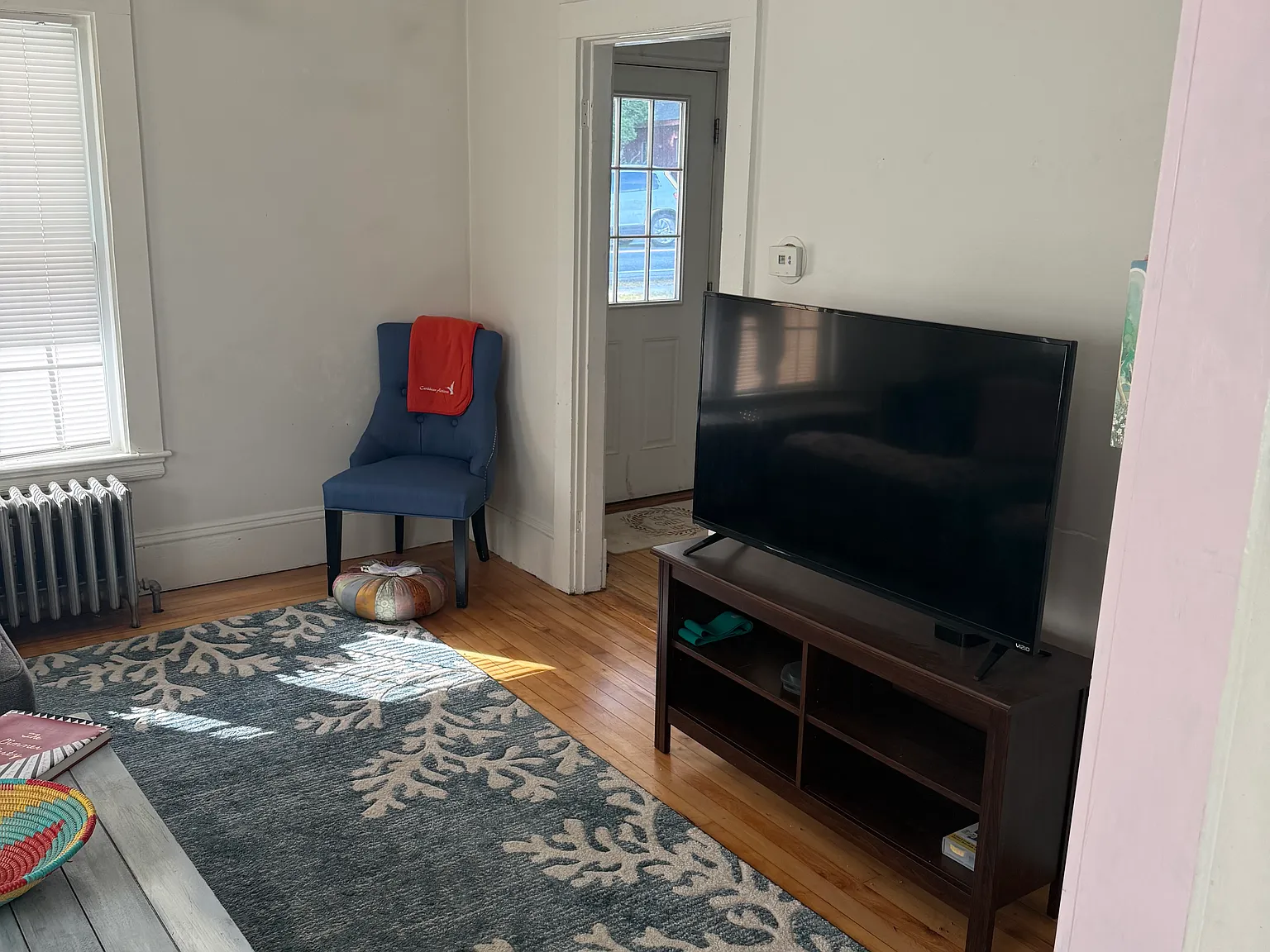 3 bed, 1740 sqft, $2,300 — Photo 4
