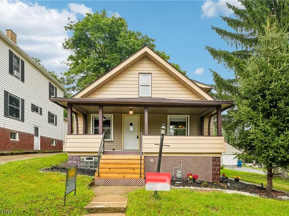 237 Watson St, Lowellville, OH 44436