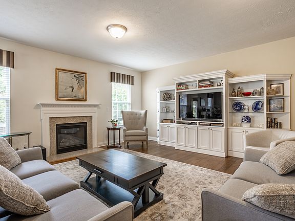 3rd image of 7658 Winding Lake Dr S
