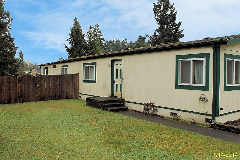 1st image of 560 Glenalda Ct SE