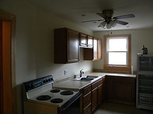 2nd image of 179 S Main St #3