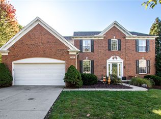 340 Pineo Ct, Northfield, OH