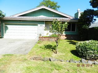 814 NE Douglas St, Newport, OR