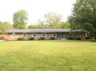 10025 El Pinar Dr, Knoxville, TN 37922