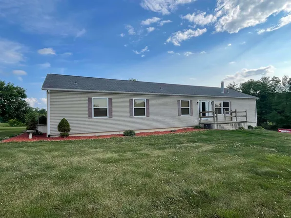 5007 S State Road 61 Rd, Monroe City, IN 47557